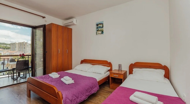 Трёхместный номер Standard с балконом и с видом на море Apartments Bonaca