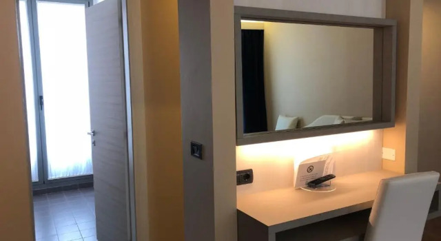Полулюкс Hotel Enrichetta