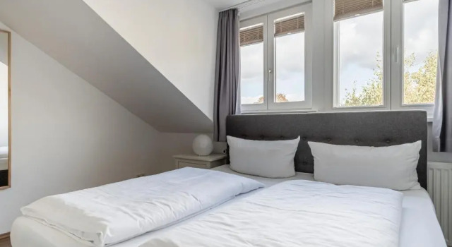 Люкс Мансарда с 2 комнатами Limehome Dresden Antonstraße