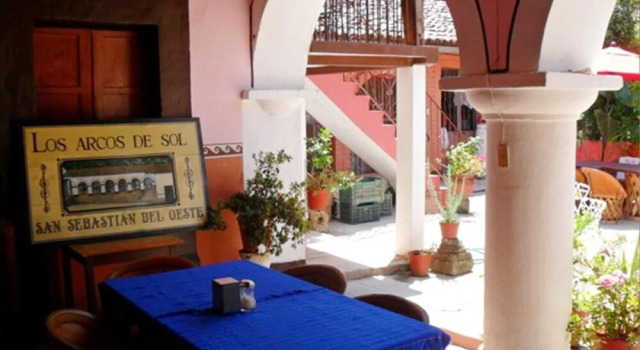 Hotel Los Arcos de Sol, Rezervați Hotel San Sebastian del Oeste 