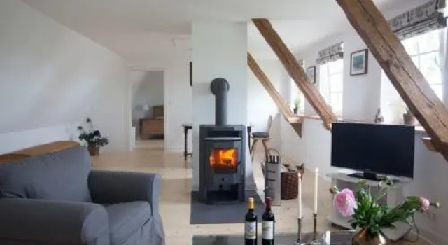 Reetdachkate Kiekut, Réserver Hôtel Altenhof 