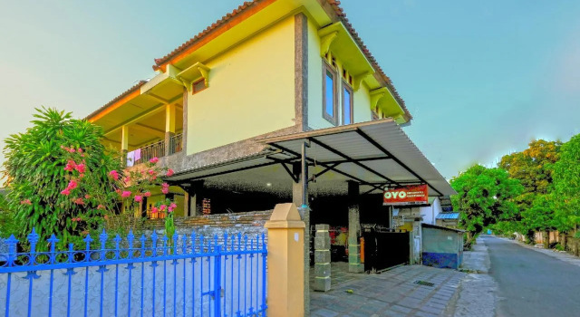 Sekardiyu Guest House