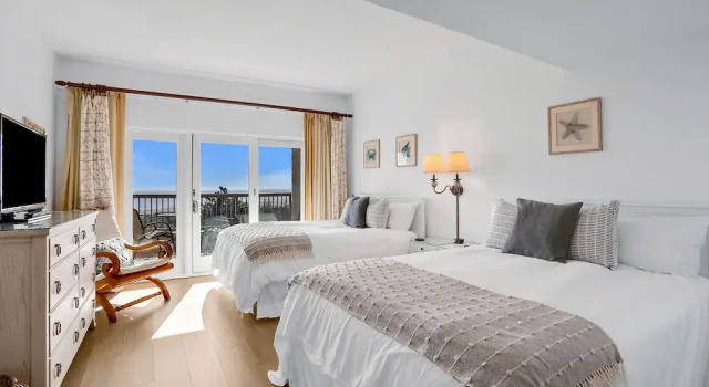 Dual Suites & Ocean Views at Sandcastles Villas | Pool, 2 Balconies & Golf, Забронировать Апартаменты/квартира Отели Фернандина-Бич с бассейном, рядом с Cliff Drysdale Tennis at Amelia Island Resort, Бассейн