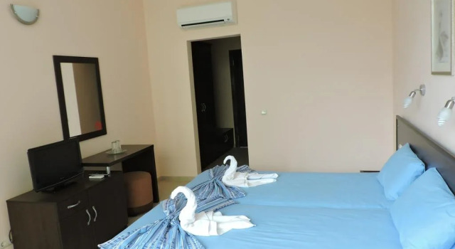 Family Hotel Eleven Moons, Забронировать Отель Равда регион Солнечный берег