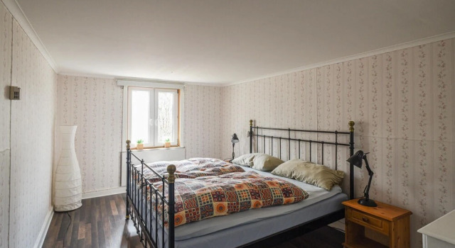 Beautiful Home In Undenäs, Book Hotel  