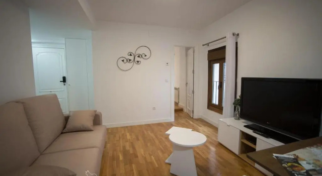 Апартаменты Apartamentos Plaza del Torico
