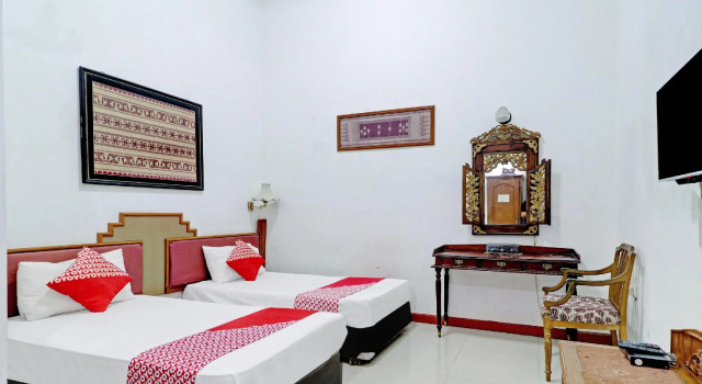 Двухместный люкс Urbanview De Ethnic Hotel Bandung by RedDoorz