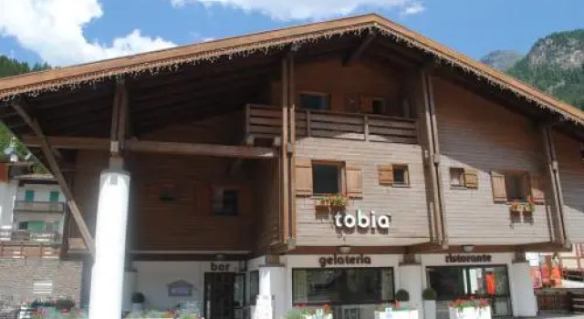 Bed & Breakfast Garnì Tobià, Забронировать Отель Отели Кампитело 3 звезды, рядом с Канатная дорога Кампителло-Коль Роделла (нижняя станция), 3*