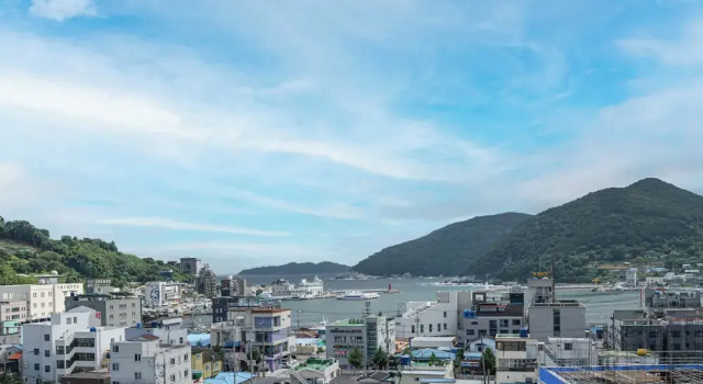 Двухместный люкс Geoje-Si Hound Hotel Jangseungpo