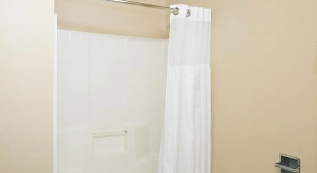 Четырёхместный полулюкс Red Lion Inn & Suites McMinnville