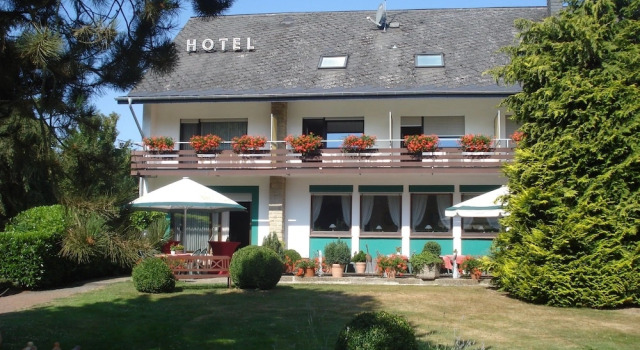 Eifel Hotel Lamberty, Rezervasyon Otel Landscheid Renanya-Palatina