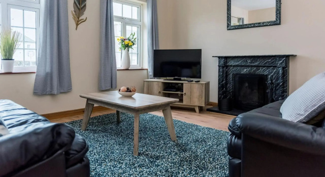Bunhovil -3 bedroom, Book Hotel Bundoran Donegal County