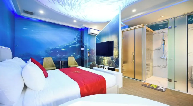 Номер Premium Hồng Bảo Thạch