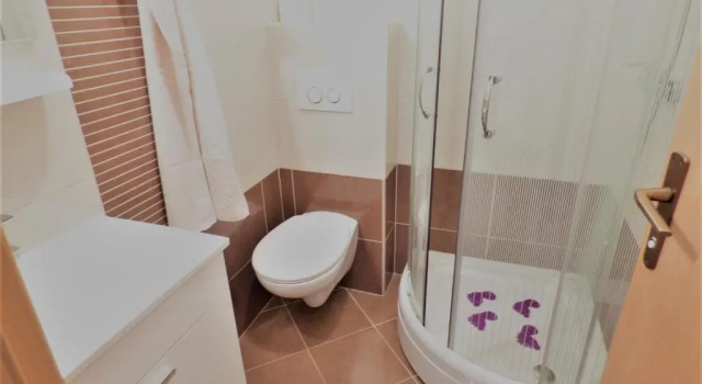 Студия с балконом и с видом на море Apartments by the sea Baska Voda, Makarska - 21774