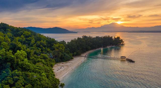 Люкс Sutera Sanctuary Lodges at Manukan Island