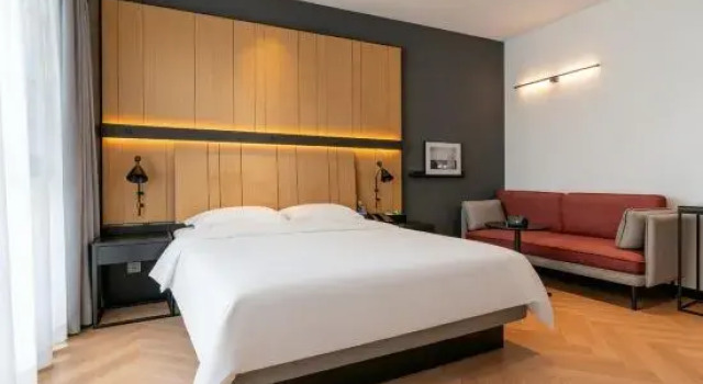 Люкс Platinum Renshou Nanyue Design Hotel (Renshou Wanda Plaza store)