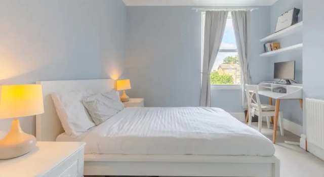 Spacious 2 Bedroom Home in Lewisham