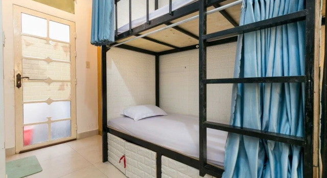 OYO 760 Ceo House Homestay - Hostel, Забронировать Хостел Отели провинции Хошимина с парковкой, Парковка