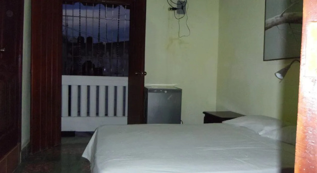 Class Colonial Aparta Hotel, Забронировать Апарт-отель Отели Санто-Доминго с парковкой, рядом с Alcazar de Colon, Парковка
