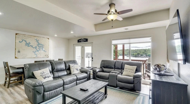 2 Units w/ Boat Dock & Slip Access in Lake Ozark!