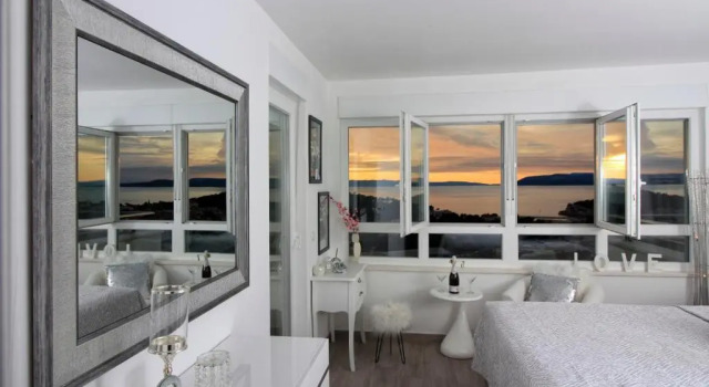 Lux penthouse with beautiful sea and island view 6 + 2, Забронировать Отель Макарска Biokovo Nature Park, рядом с Францисканский монастырь
