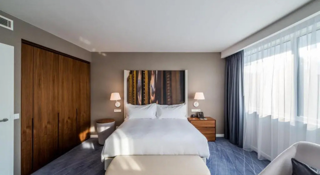 Двухместный номер Deluxe DoubleTree by Hilton Wroclaw