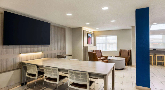Microtel Inn & Suites by Wyndham New Ulm