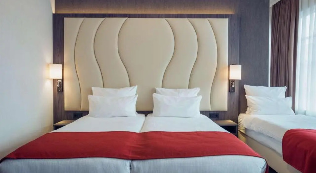 Трёхместный номер Comfort PLAZA Premium Den Haag City Center