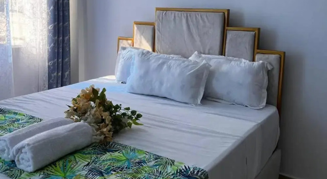 Stunning 2 Bedroom Apartment in Mombassa, Book Apartment Hotels in Coast Region with Parking, Parking