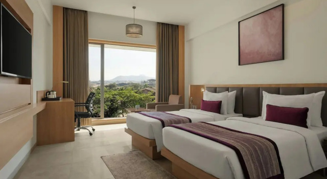 Двухместный номер Classic с видом на горы Rakabi The Fern Igatpuri, Series By Marriott