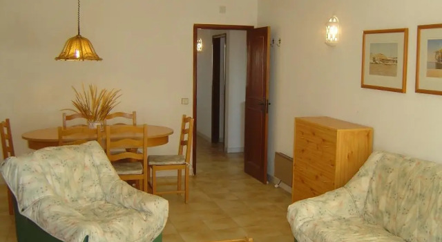 Two Bedroom Apartment in Manta Rota