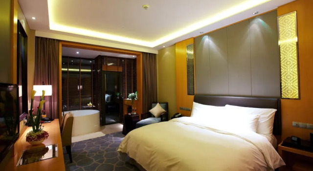 Двухместный номер Standard CiXi Hangzhou Bay Hotel
