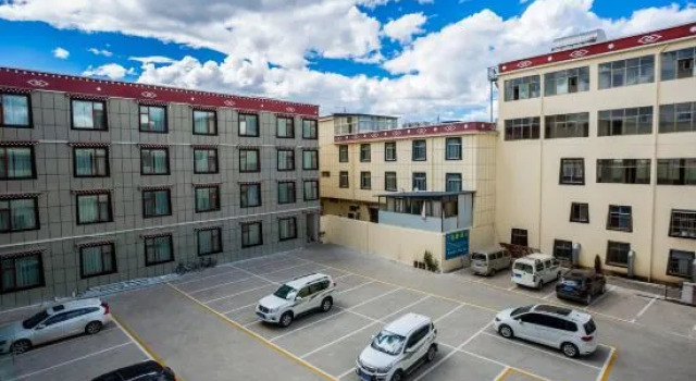 GreenTree Inn (Shangri-La Bus Station)