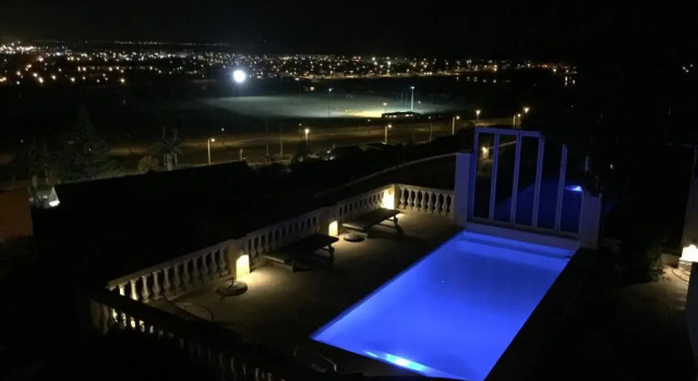 Номер Superior с балконом и с красивым видом из окна Colona Castle
