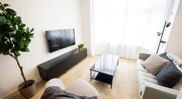 Апартаменты Alphabet 1BR Serviced Apartment -nb304/306-