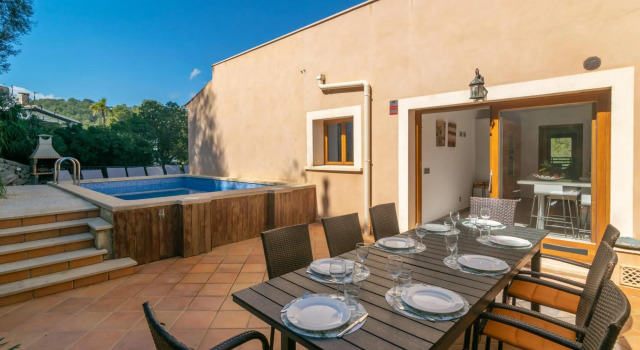 S'ARBOCERA - Modern house with private pool and garden near the beach. Free WIFI., Book Hotel Capdepera Majorca