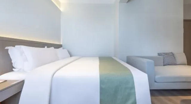 Люкс Business Jinyue Garden Hotel (Shenzhen Qianhai Free Trade Zone)