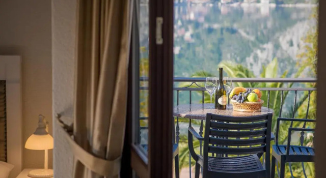 Apartments Marija, Boek Appartement Risan 