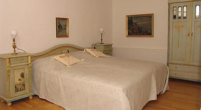 Casa Rozelor, Забронировать Отель Бизнес-отели Брашова, рядом с Tâmpa Cable Car – Hilltop, 4* 5*
