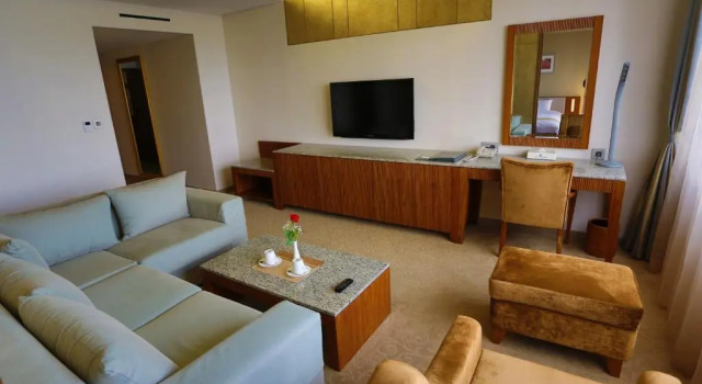 Люкс Shangria Beach Tourist Hotel