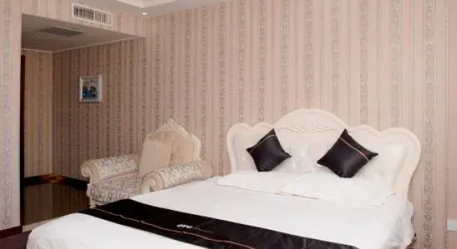 Люкс Deluxe Shengshida Hotel(Hailar District People's Hospital)