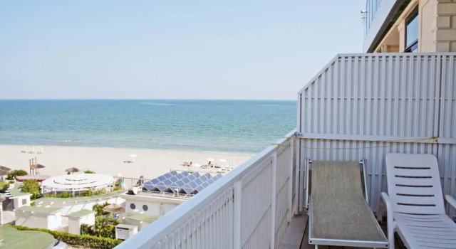 Четырёхместный номер Standard Hotel Byron