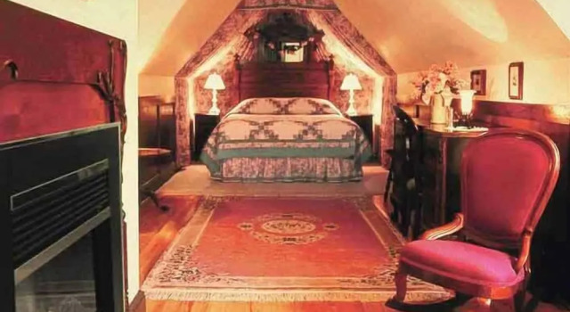 Двухместный номер Standard Elmwood Heritage Inn