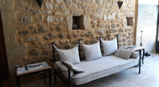 LOstal Saint Hilaire dOzilhan - Bed & Breakfast, Rezerwuj Hotel Saint-Hilaire-d'Ozilhan Gard