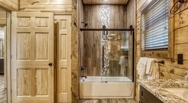 Ern841 - Sweet Feet Retreat - Location, Location, And Private Indoor Pool! 2 Bedroom Cabin by RedAwning
