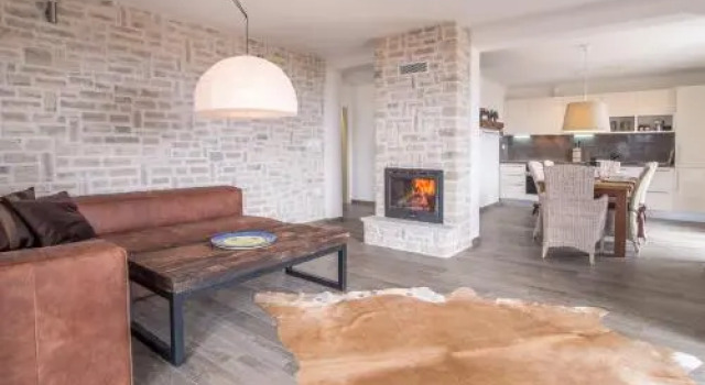 Villa Cavallo, Varaa Villa Hotellit Kvarner Islands uima-altaalla, Uima-allas