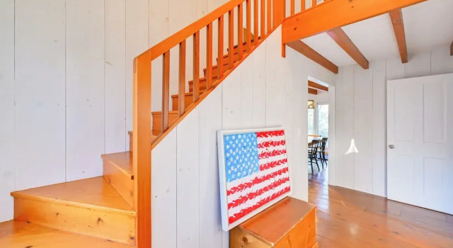 Коттедж Walk to Amagansett Beach: Cottage w/ Deck!