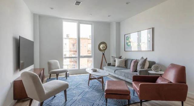 Коттедж Sun-drenched 3BR Loft With Outdoor Space Near NYC