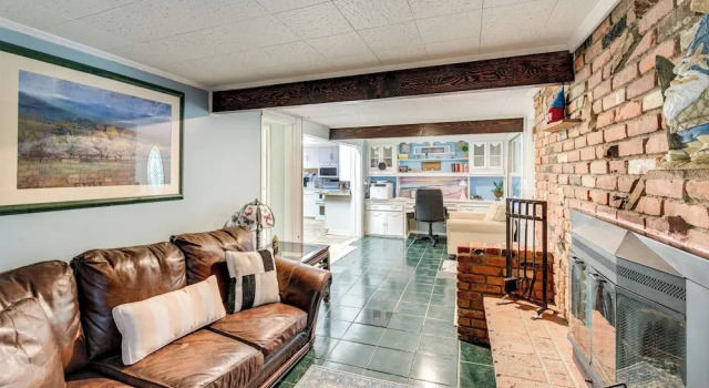 Easy Cleveland Access! Quiet Suburb Stay w/ Yard