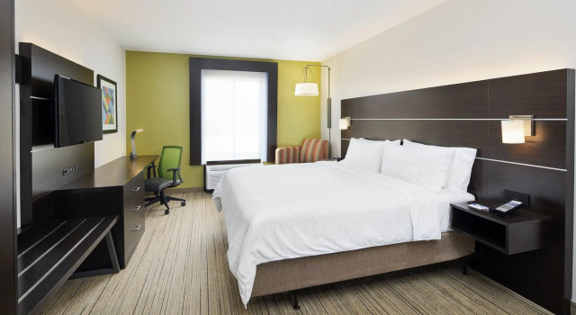 Двухместный номер Standard Holiday Inn Express Hotel & Suites Port Richey by IHG